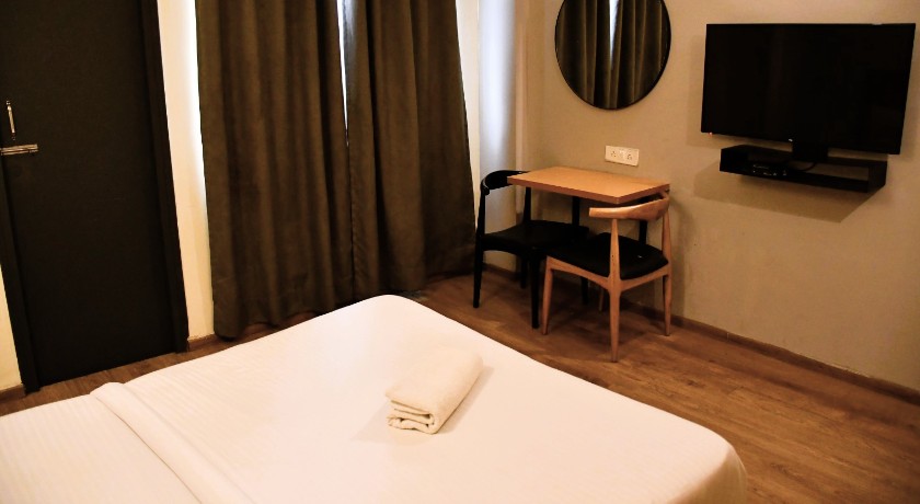 Hotel Sunshine Inn in Lucknow