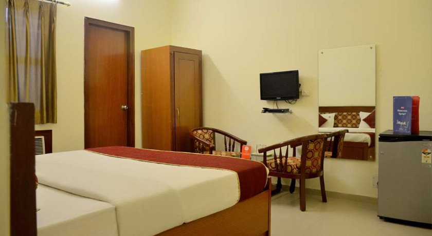 Hotel Sunshine Inn in Lucknow