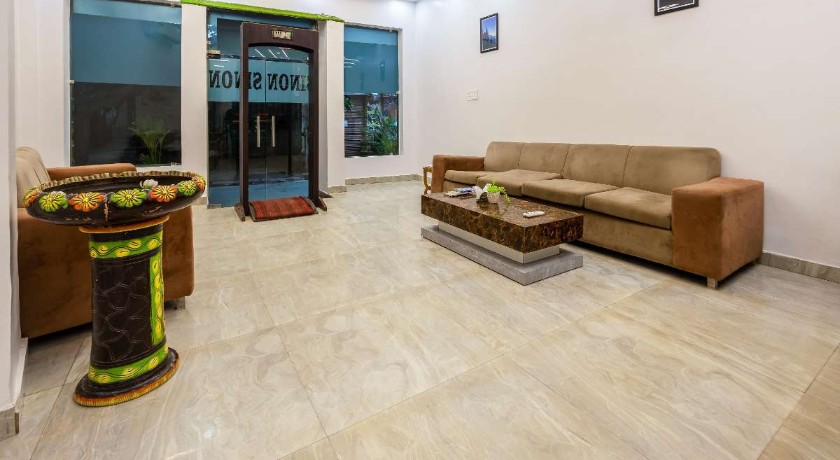 Hotel Airport Sinon in Delhi