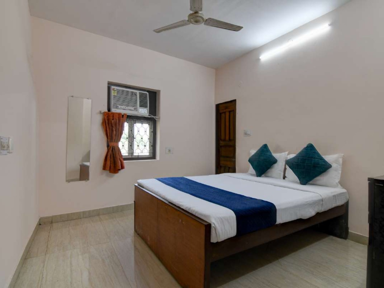 Hotel Soft Petal in Kolkata