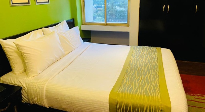 Royal Orchid Golden Suites, Pune in Pune