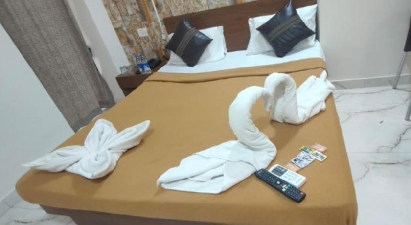 Hotel Red Rose in Vasai