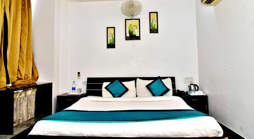 Hotel Suraj Palace in Bhopal