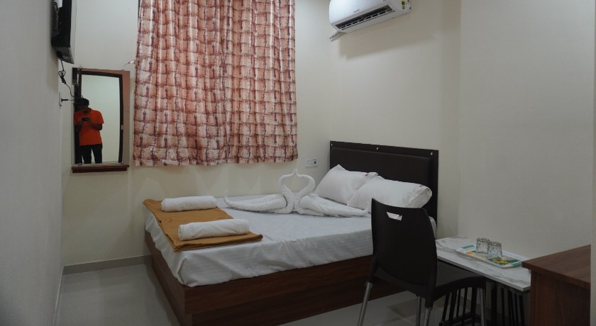 Elegance Inn in Vasai