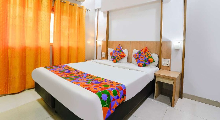 Hotel Panchratna in Panvel