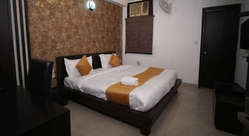 Golden Palm Residency in Delhi