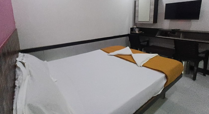 Hotel Shree Shlok Residency in Mumbai