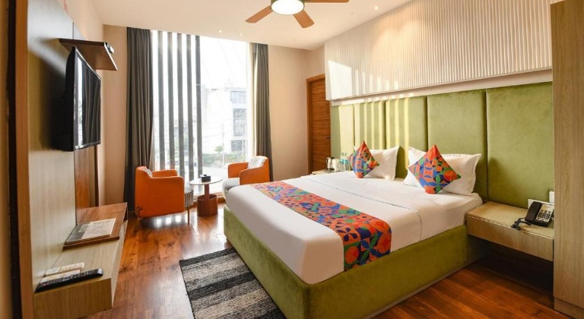 Hotel Elbeso in Zirakpur