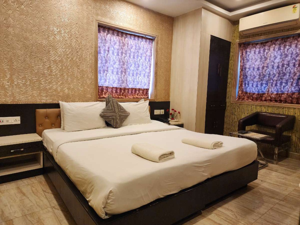 Hotel Orchid Plaza in Kolkata