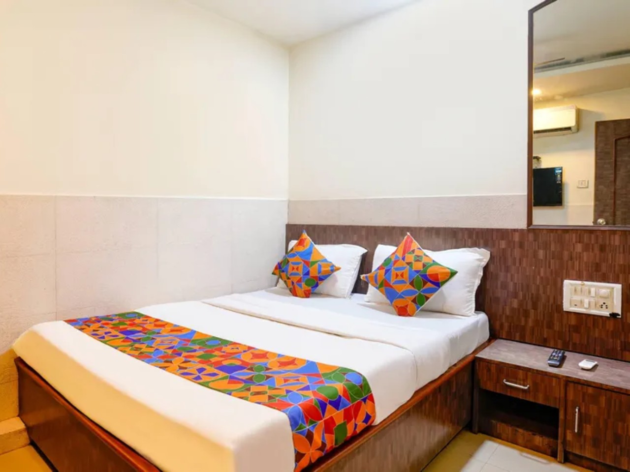 Hotel Royal Residency in Mumbai