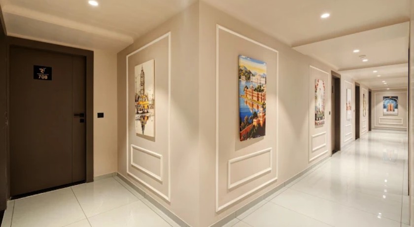 Hotel Royal Time in Ahmedabad
