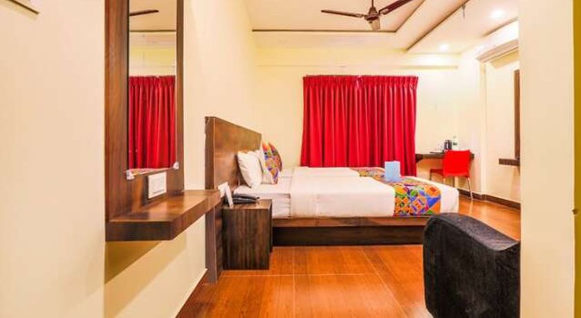 Hotel Royal Wood Premier in Bangalore