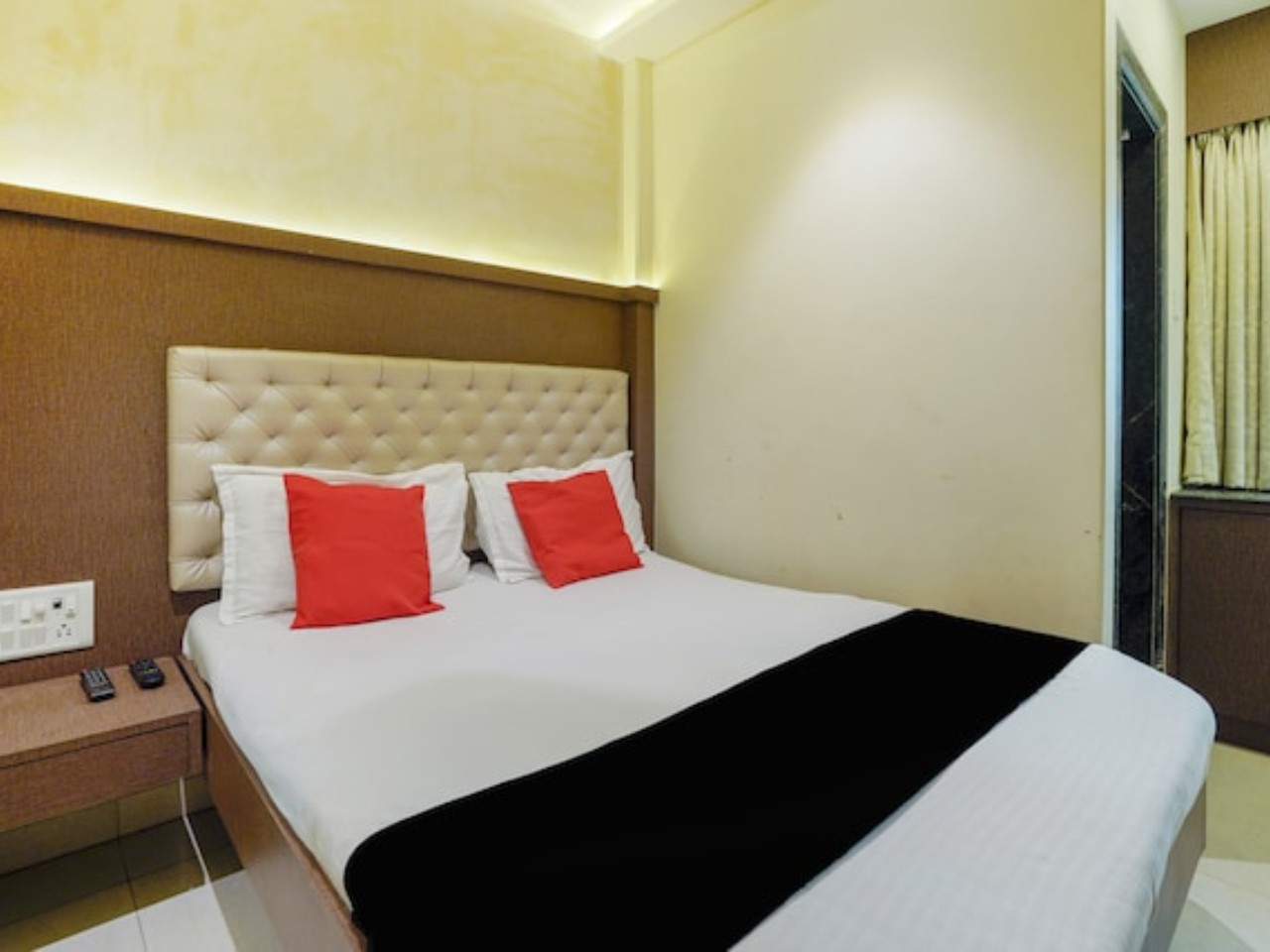 Hotel Sapna in Mumbai
