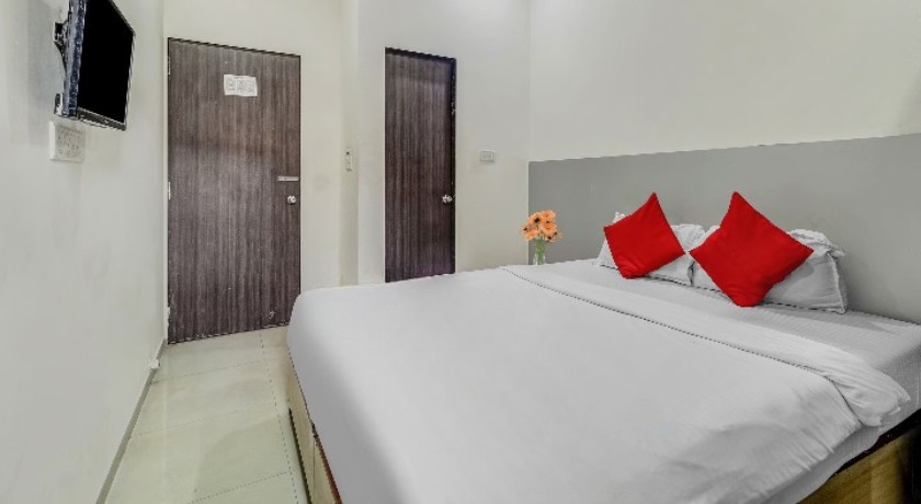 Hotel Kailash Park in Mumbai