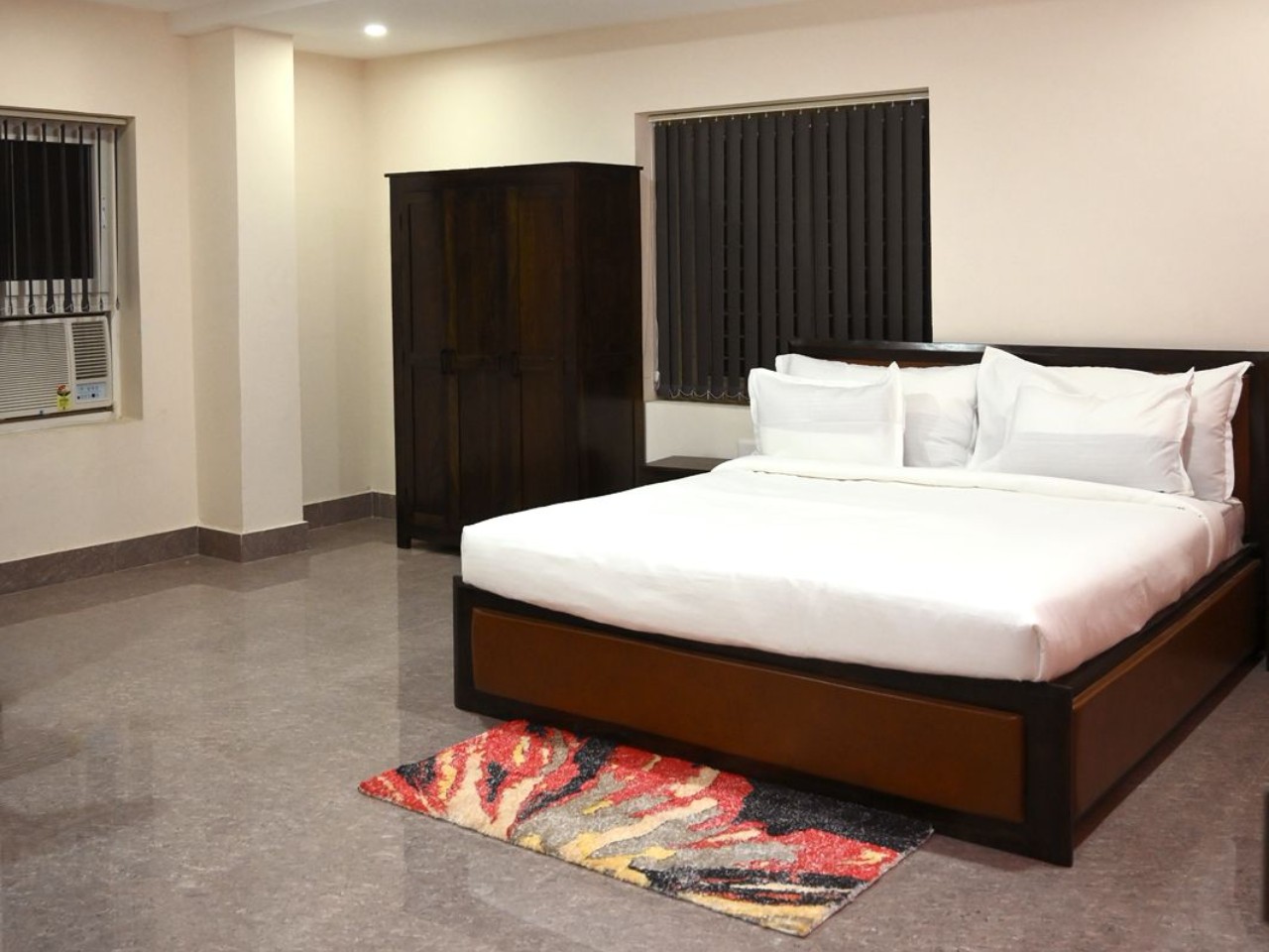 Stanza Premium Hotel in Bhubaneswar