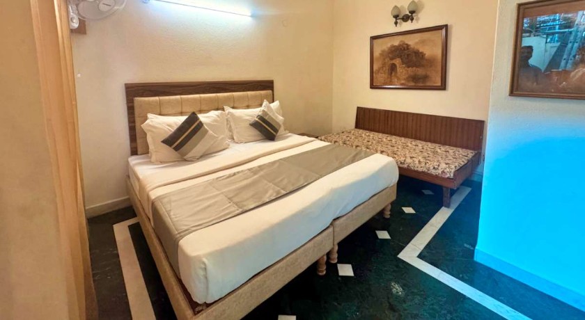 Asar CP Outer Circle by Orion Hotels in Delhi