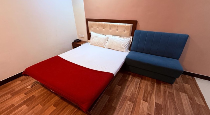 Hotel SK Galaxy in Thane