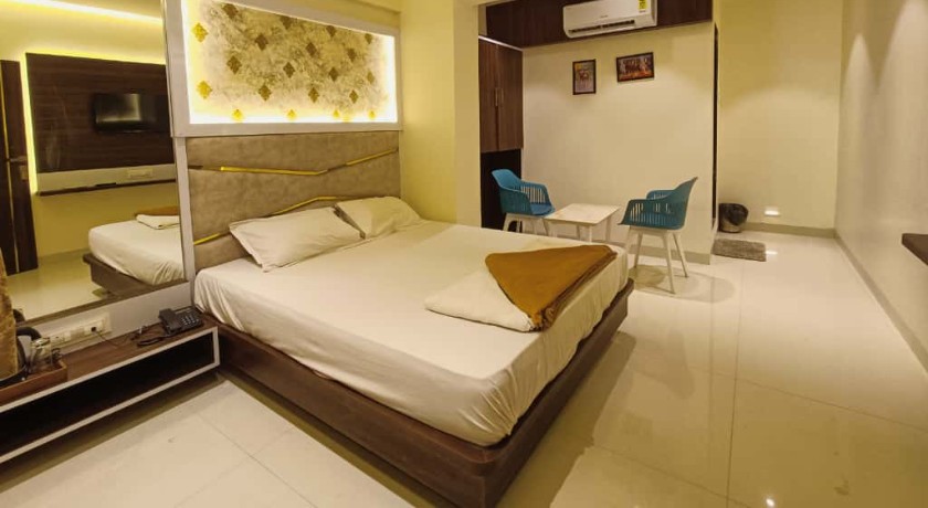 Tanish Lodging and Boarding in Thane