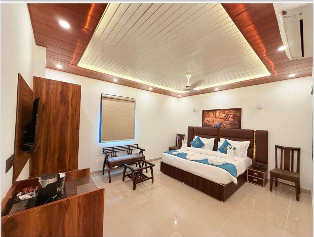 Rasa Boutique Stay in Noida