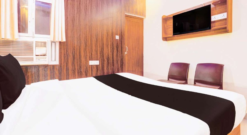 Hotel Blue Stone in Lucknow