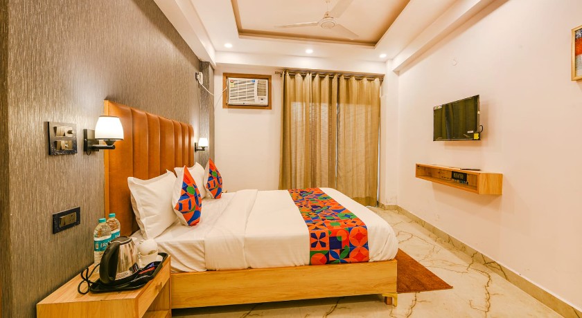 Hotel Tree House in Delhi