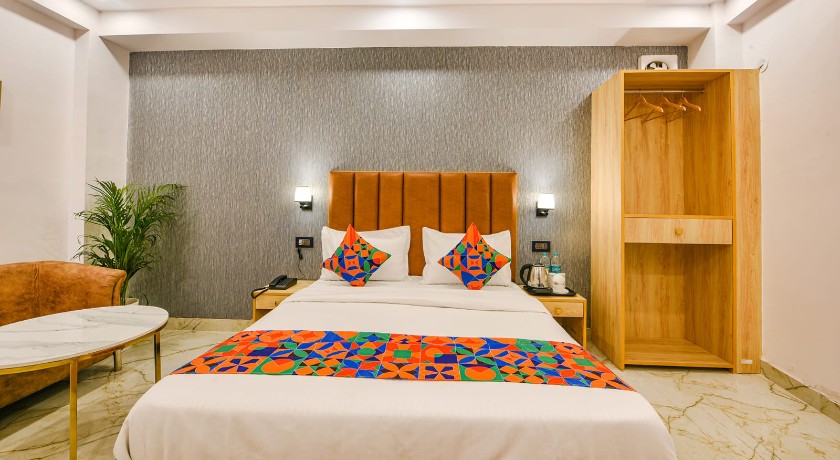 Hotel Tree House in Delhi