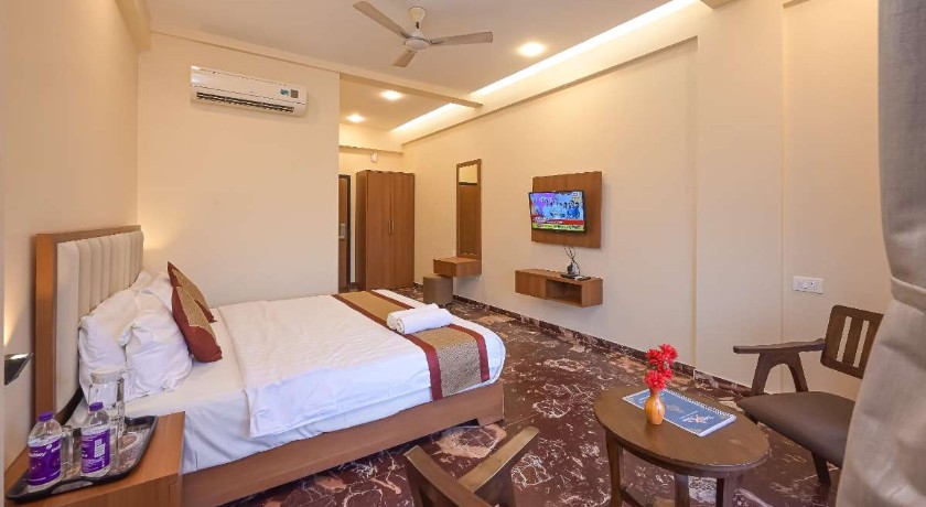 Hotel Aristro in Lonavala