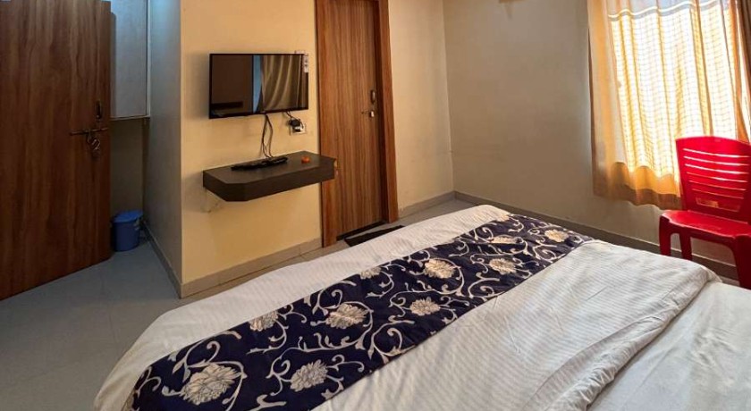 KDM Hotel Sai Geeta in Shirdi