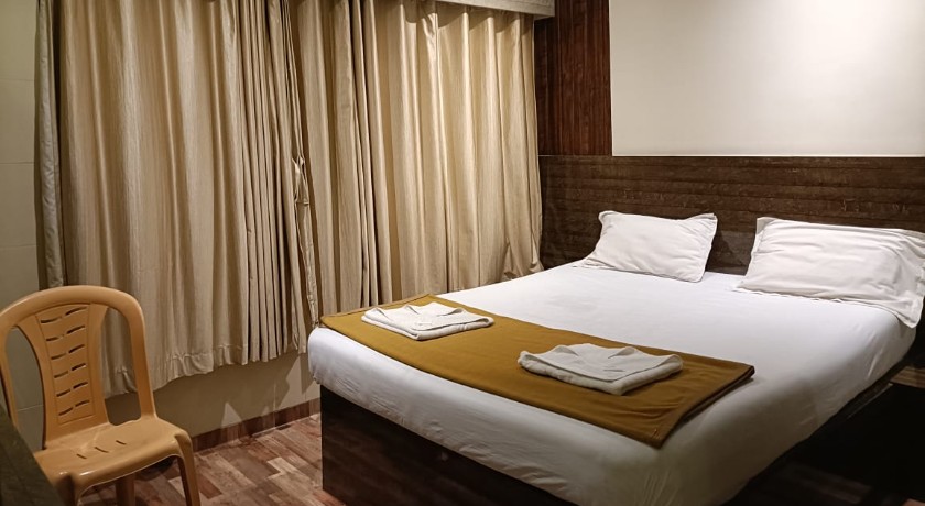 Om Sai Guest House in Mumbai