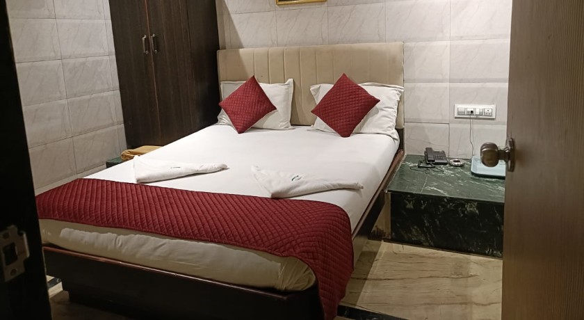 Om Sai Guest House in Mumbai