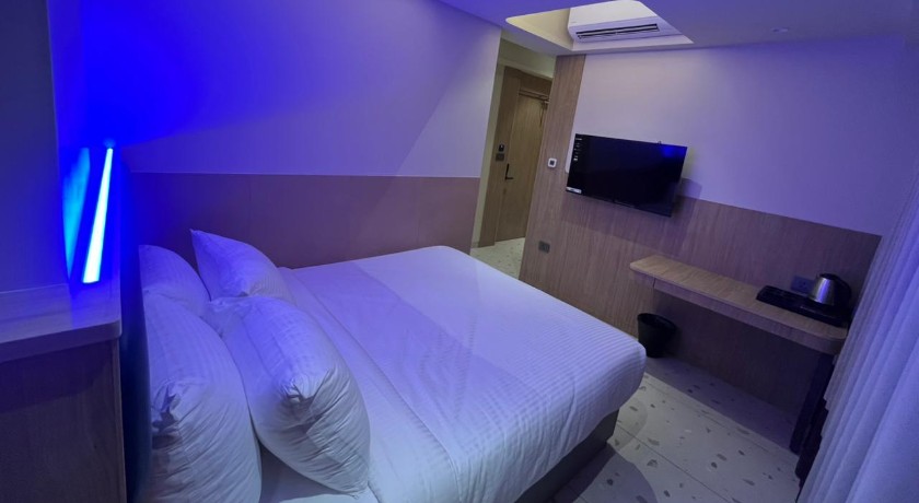 Indie Stays - Goregaon in Mumbai