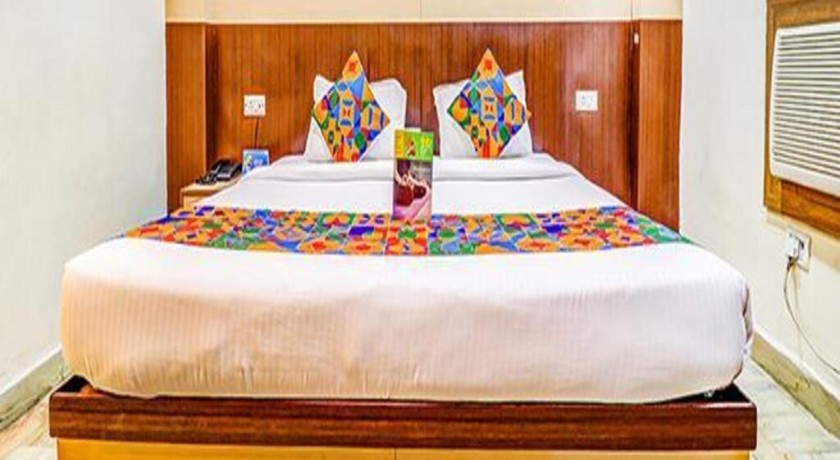 Hotel Royal Crystal Inn in Lucknow