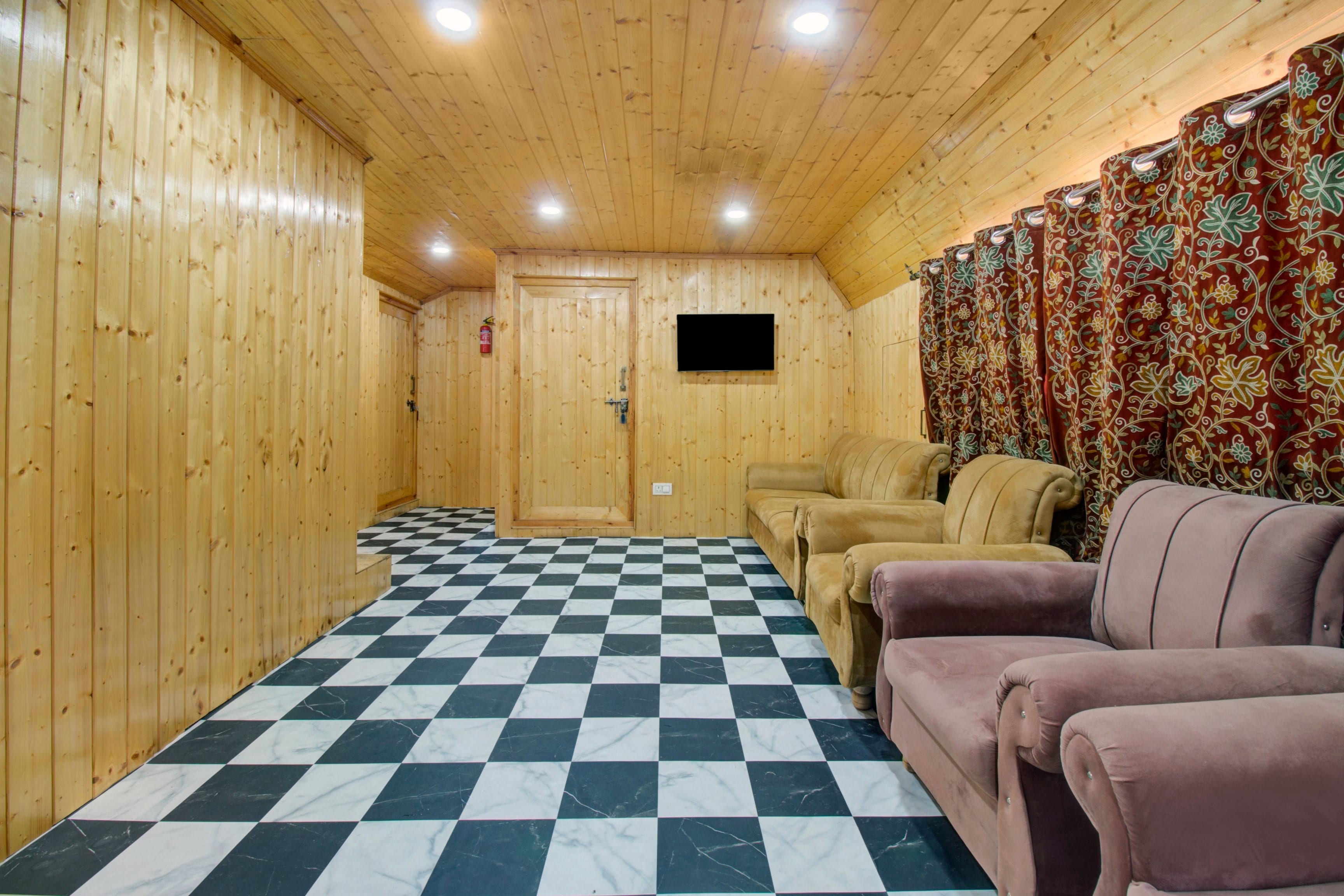 Collection O Brein Nishat Formerly Continental Guest House in Srinagar