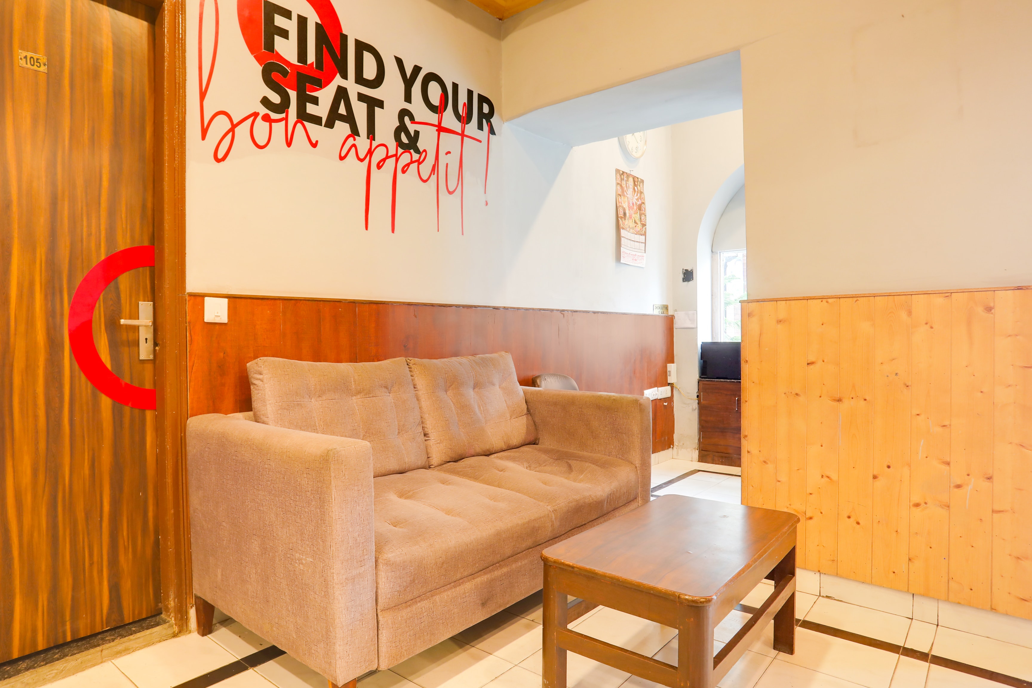 Collection O Mall Road Near St. Georges College in Mussoorie