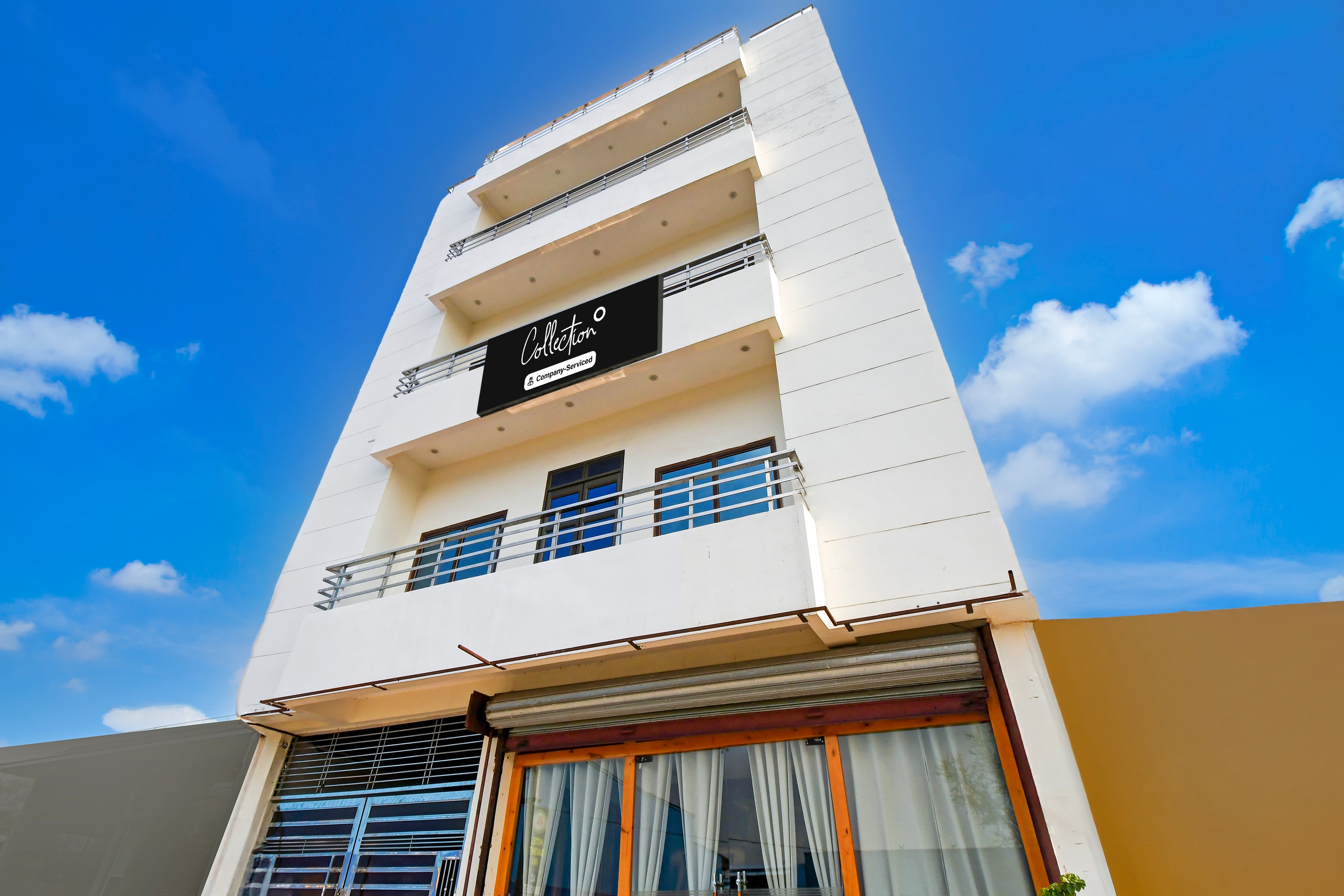 Super Collection O Mohansarai Bus Terminal Formerly Hotel Dakshit In in Varanasi