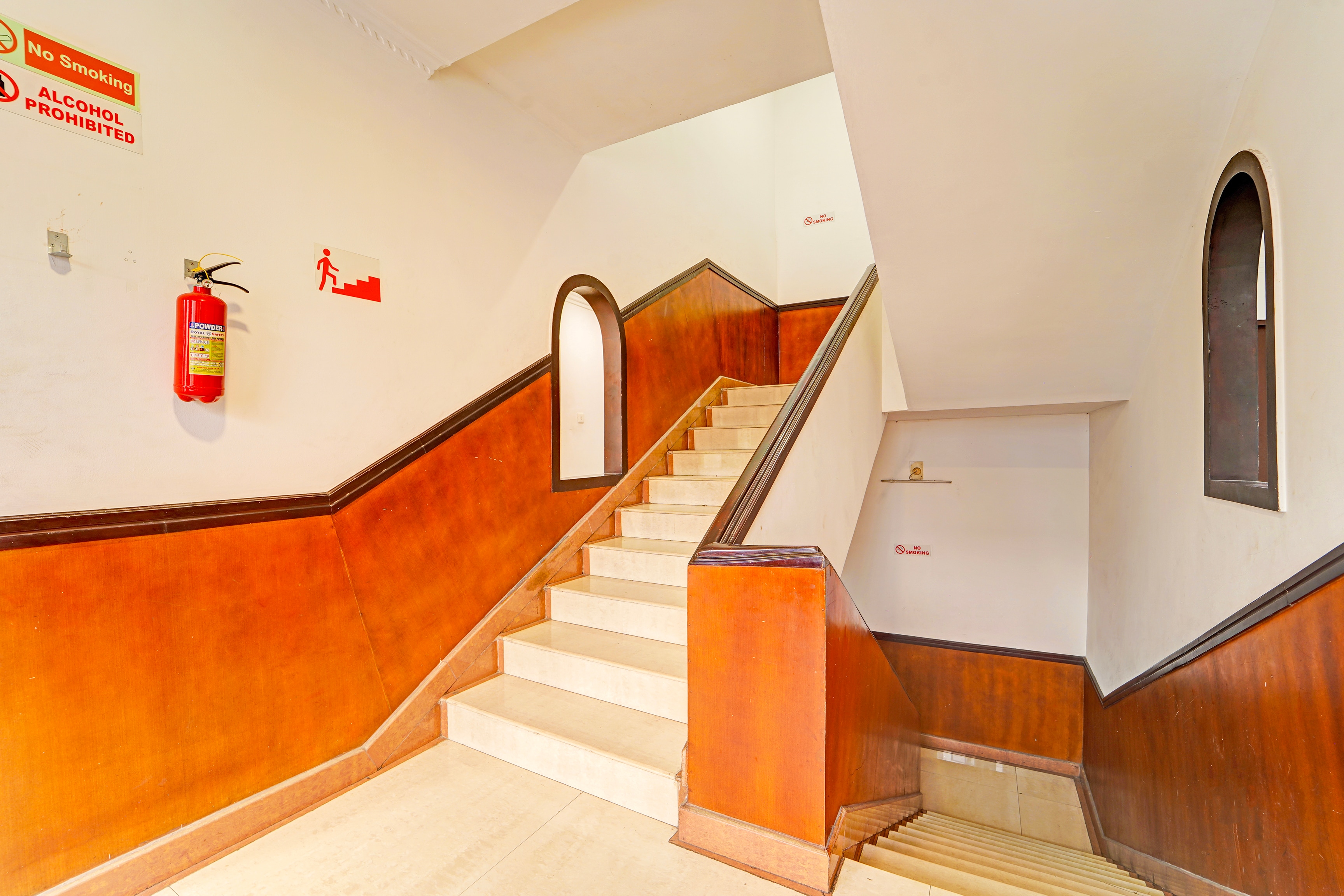 Hotel O Padma Junction MG Road in Kochi