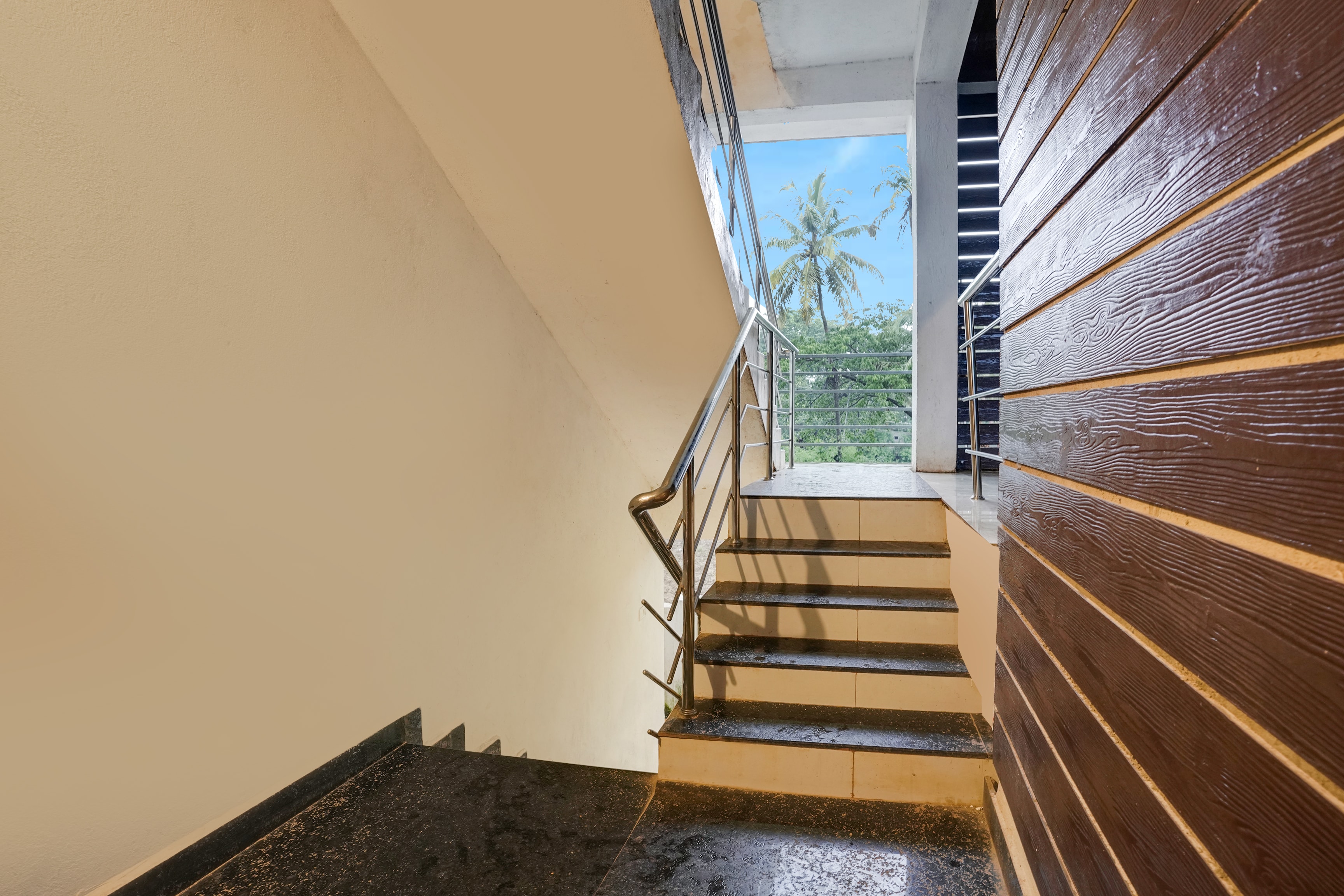 Super Collection O Morjim in Goa