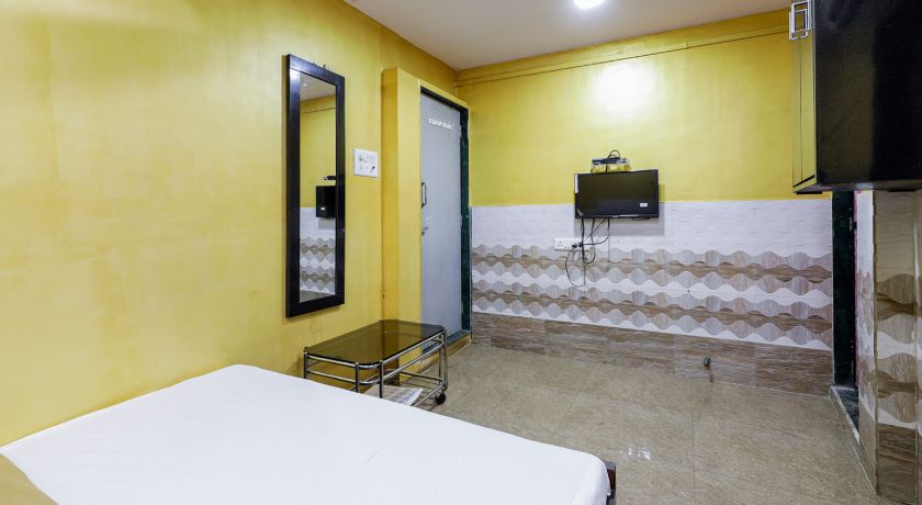 Hotel Golden Residency in Mumbai