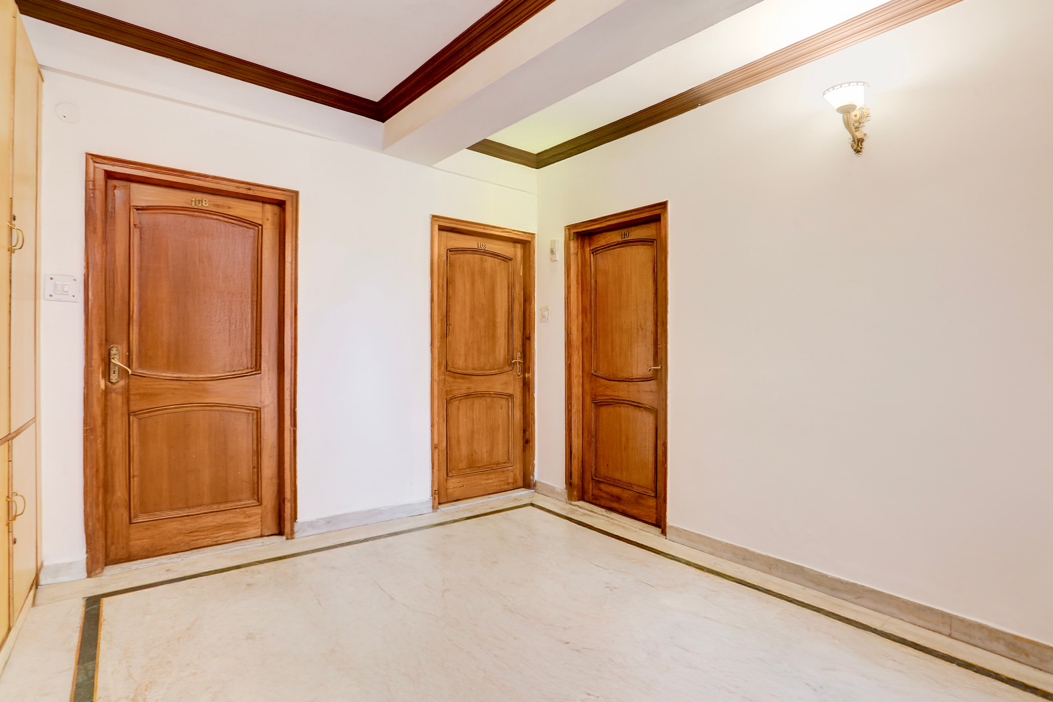 Super Collection O Mall Road Formerly Hotel Shubham in Shimla