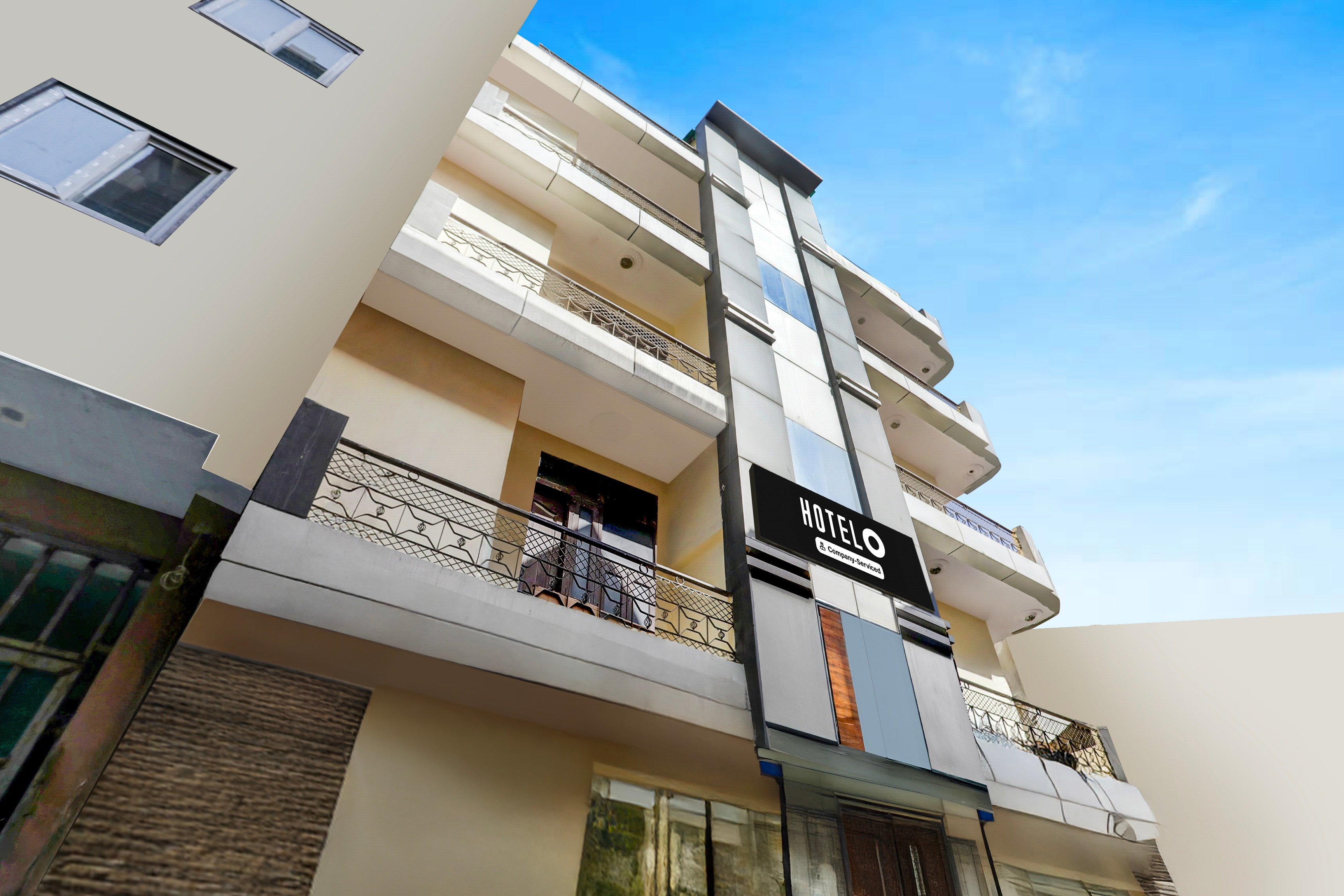 Hotel O Uttam Nagar Near Akash Hospital in Delhi