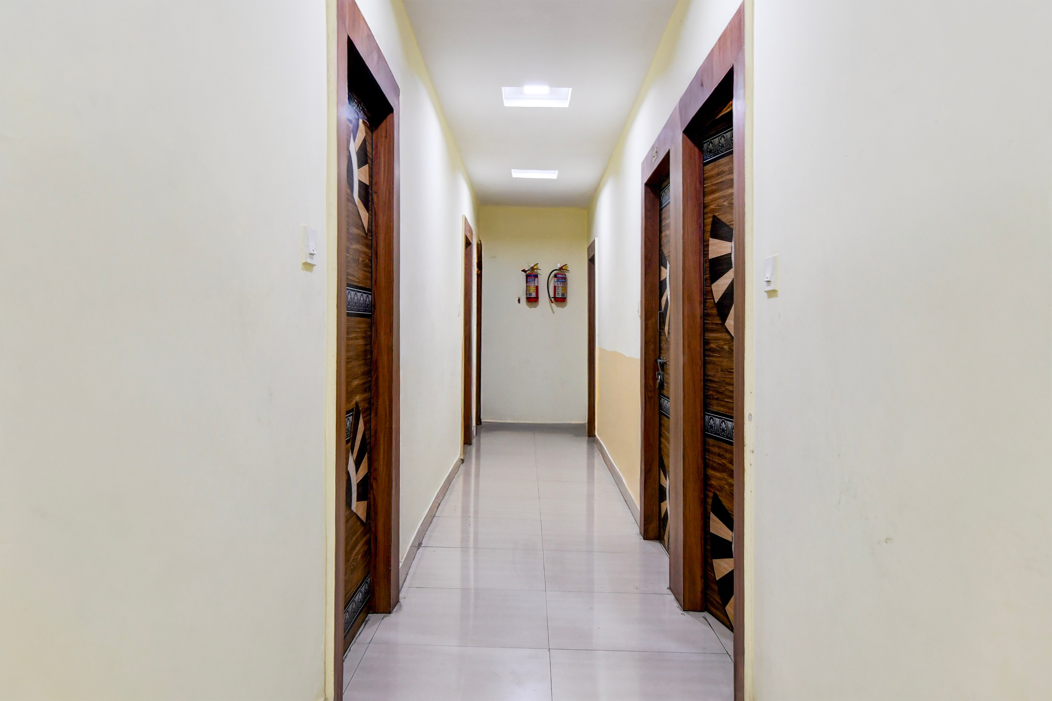 Super Hotel O Beleghata Formerly Santoshi Banquet And Marriage Hall in Kolkata