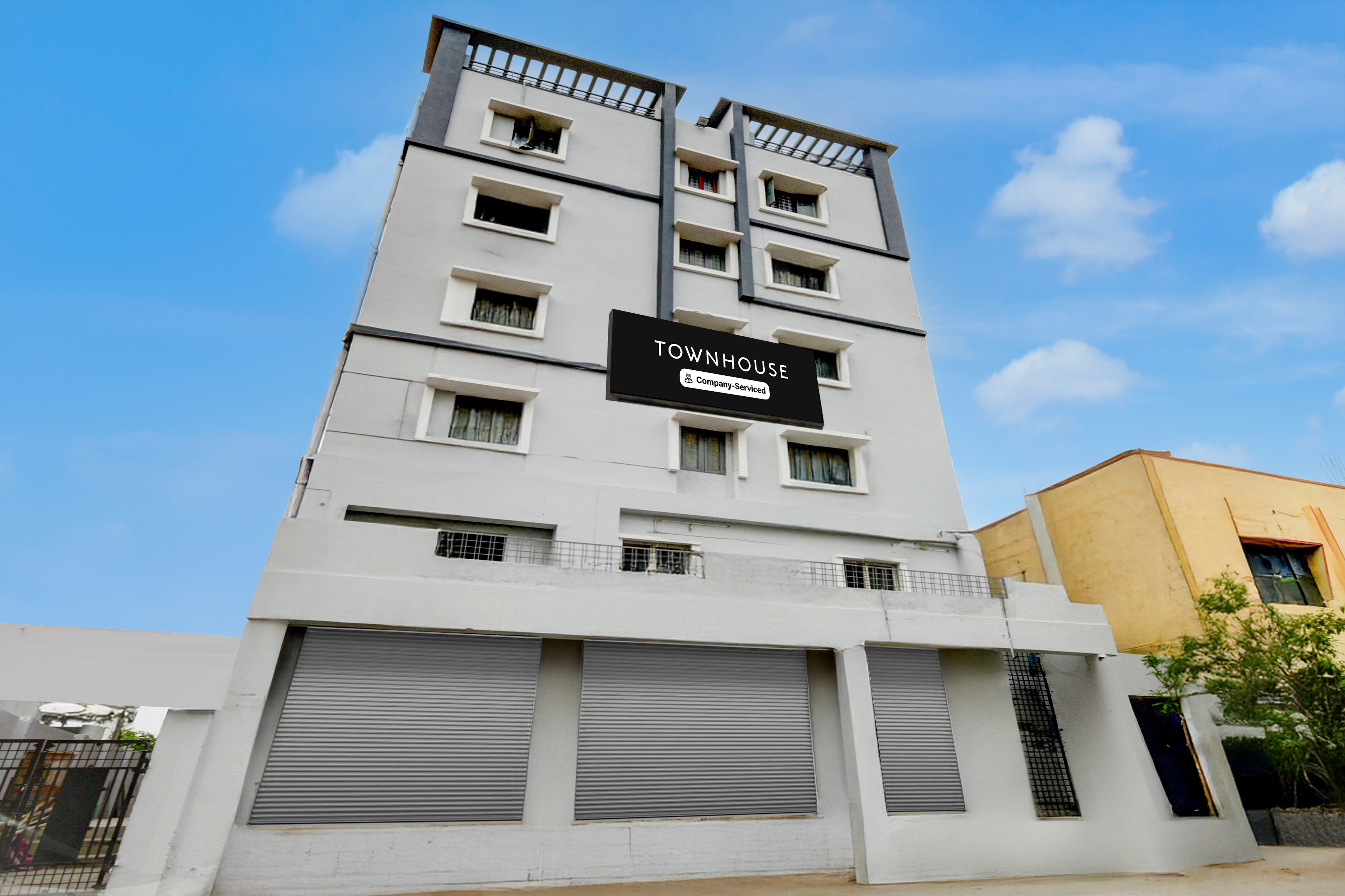 Super Townhouse Vanasthalipuram Near Deer National Park in Hyderabad