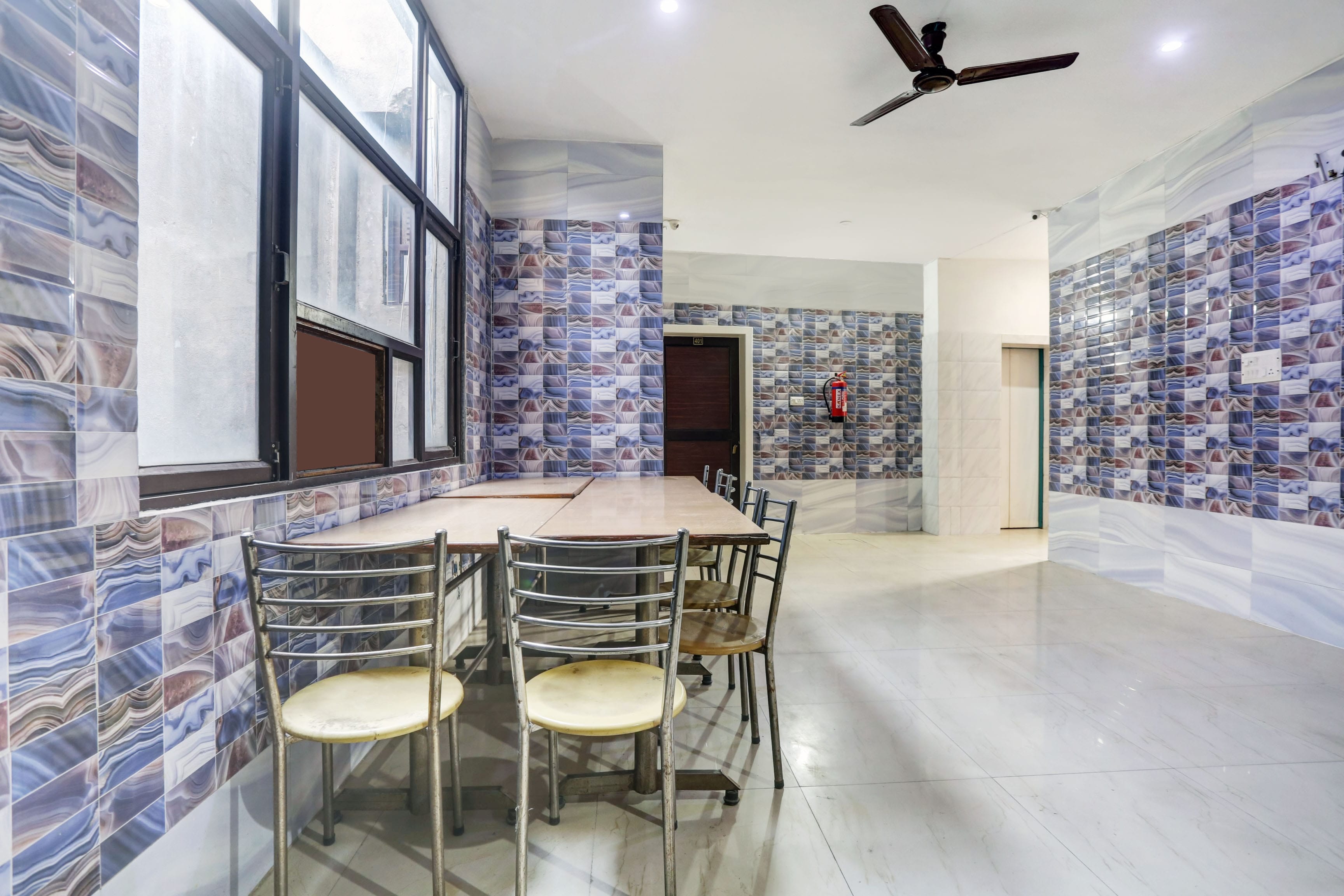 Super Hotel O Jammu Near Ragunath Bazaar Formerly GoodWill in Jammu