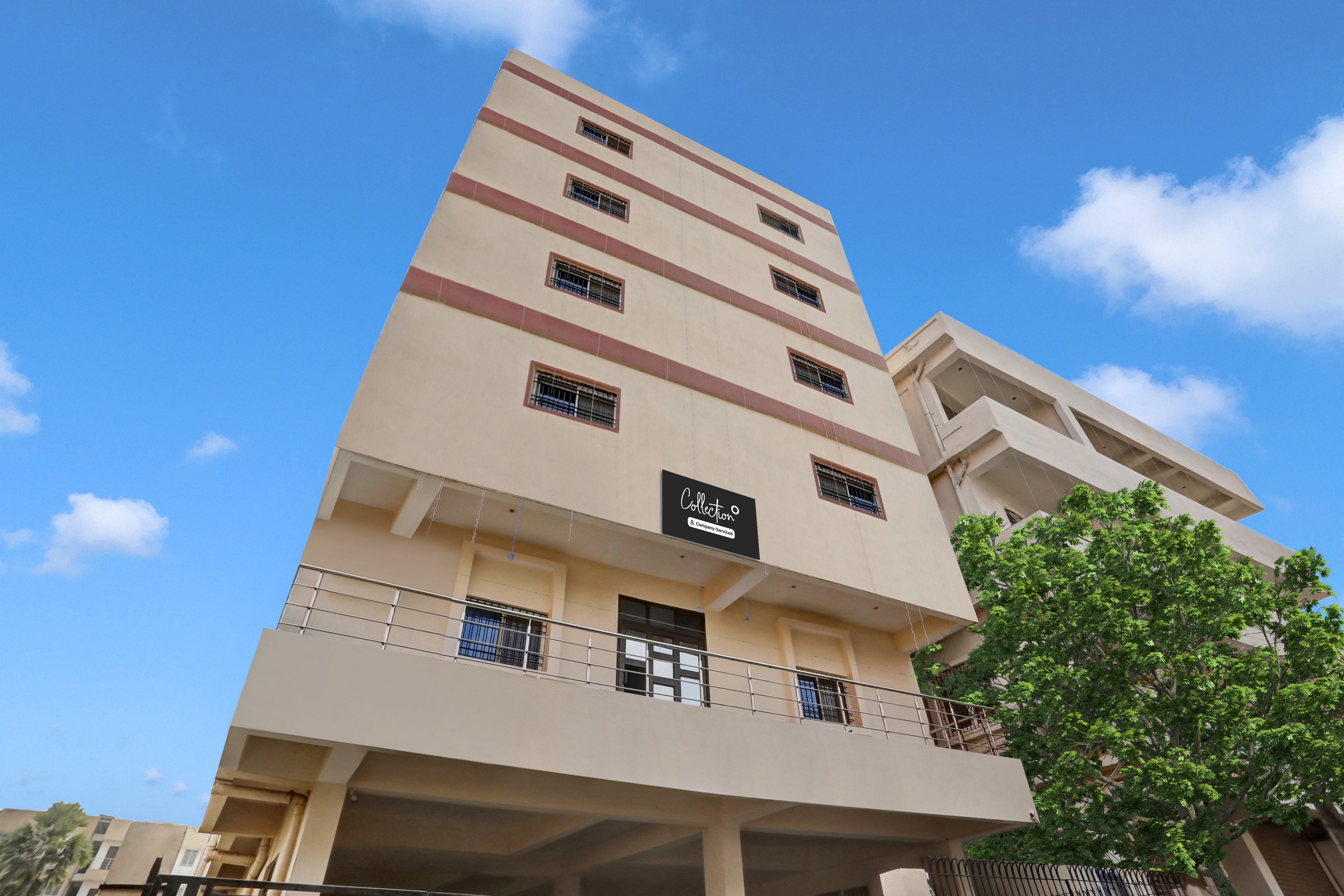 Super Collection O Danapur Near Railway Station in Patna