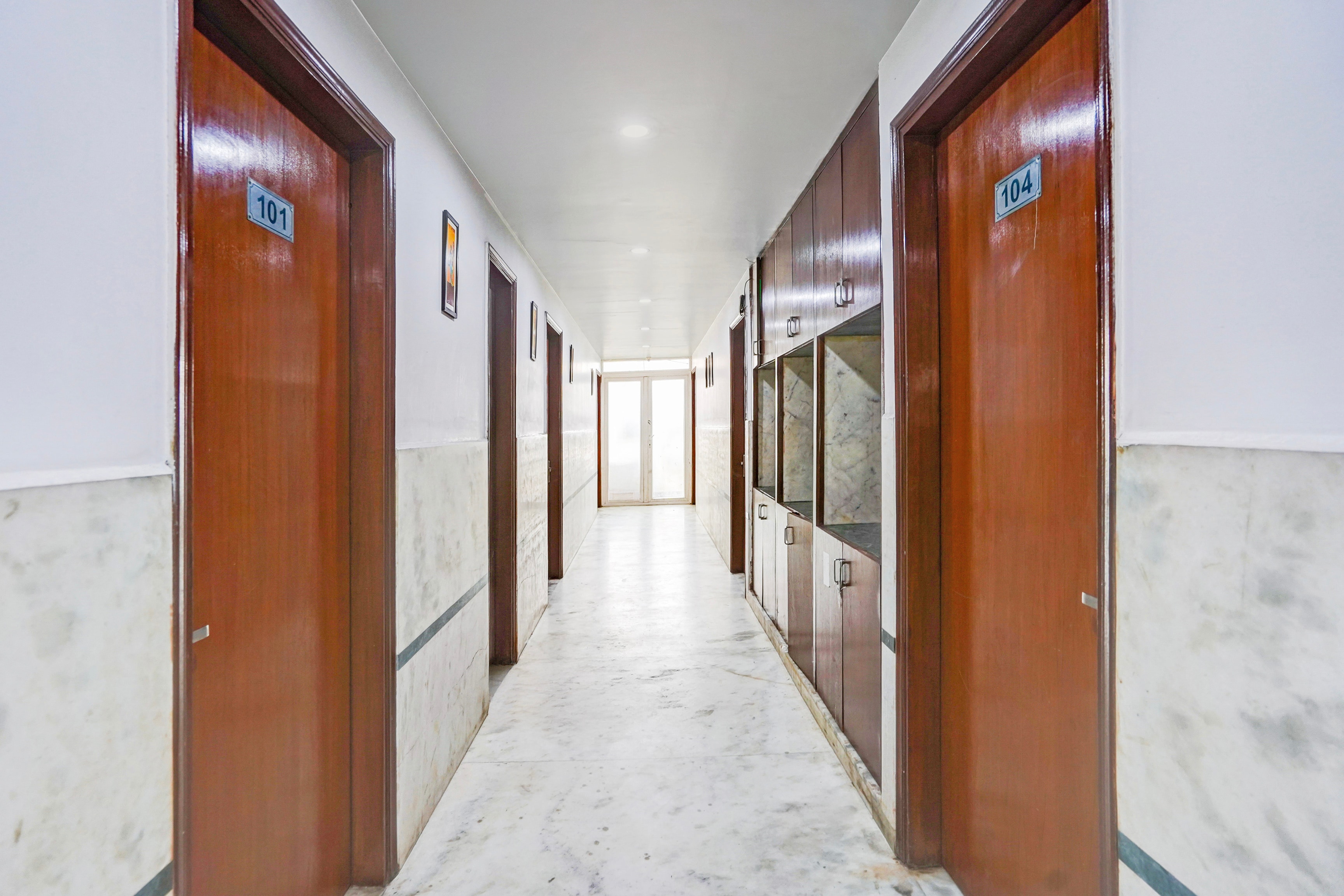 Collection O Sector 110 Noida in Noida