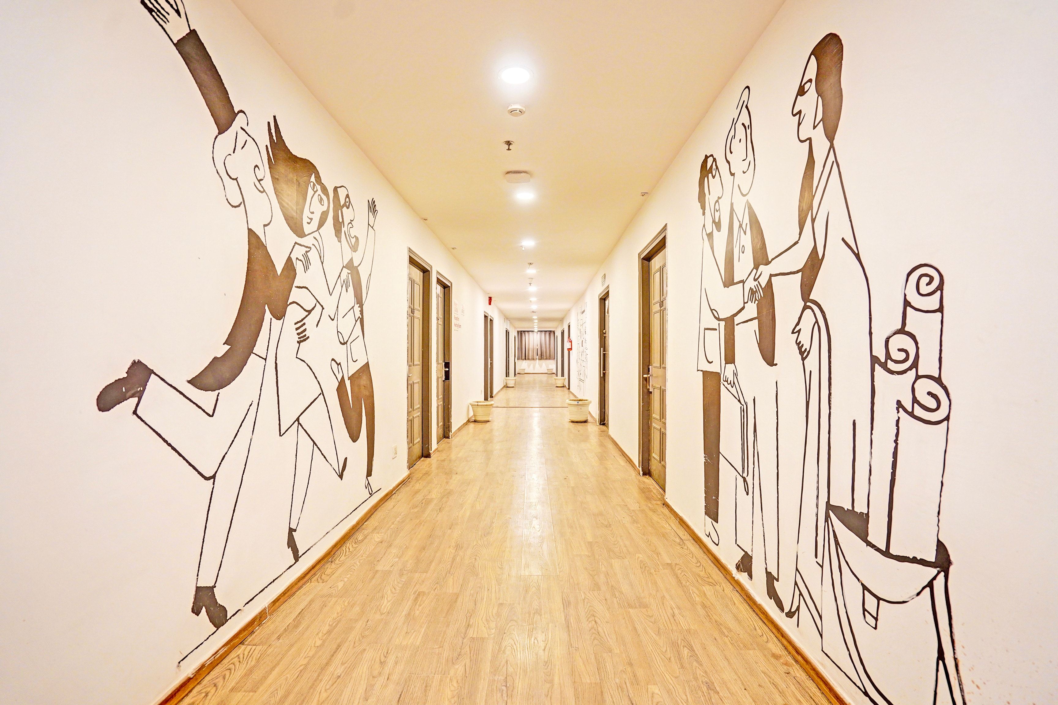 Super Townhouse Mukut Bazar in Lucknow