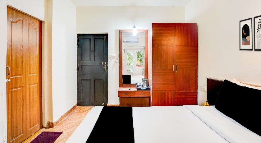 Super Collection O Holiday Street Calangute Formerly Shruti Resort in Goa