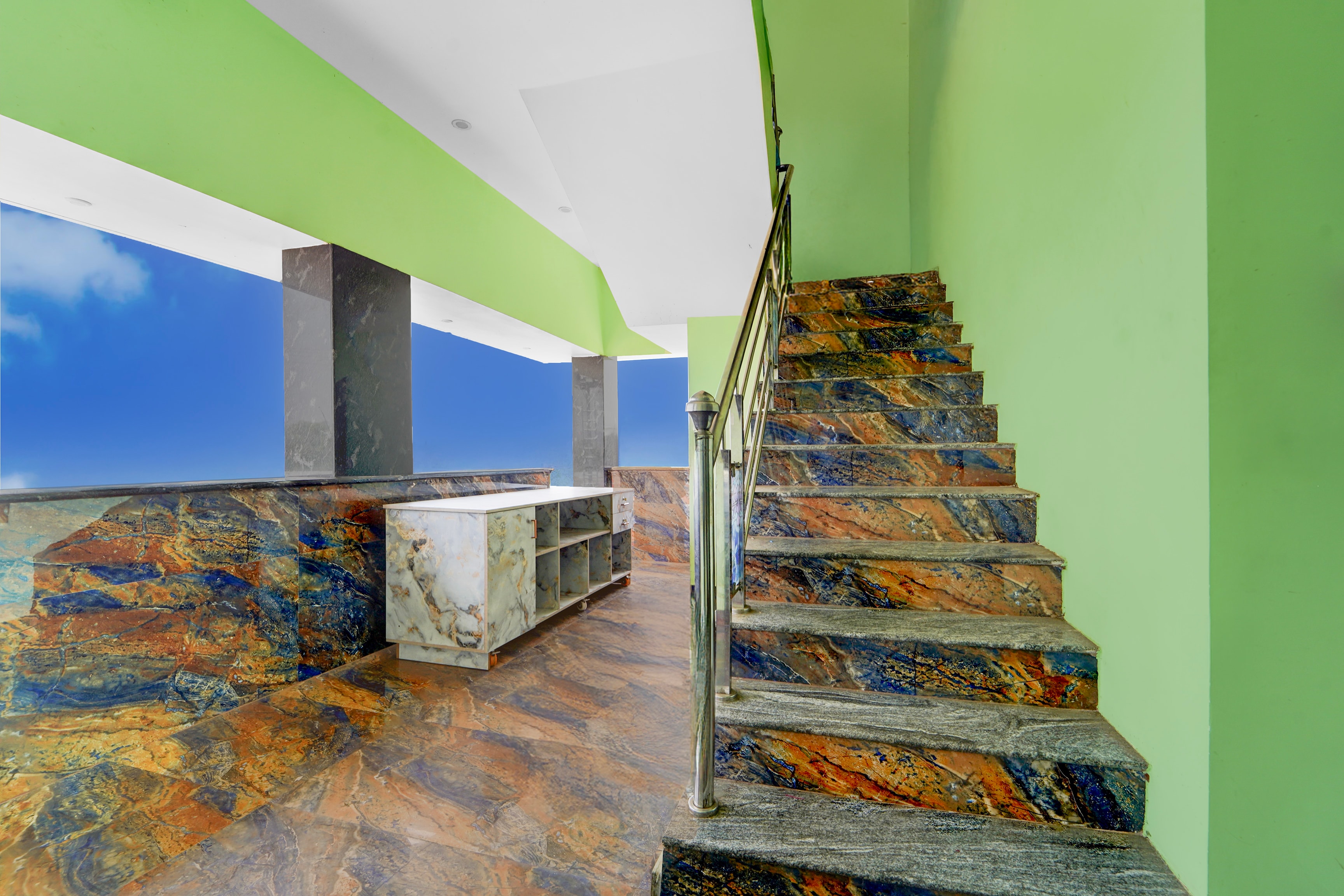 Super Collection O Madurai Theni Road in Madurai