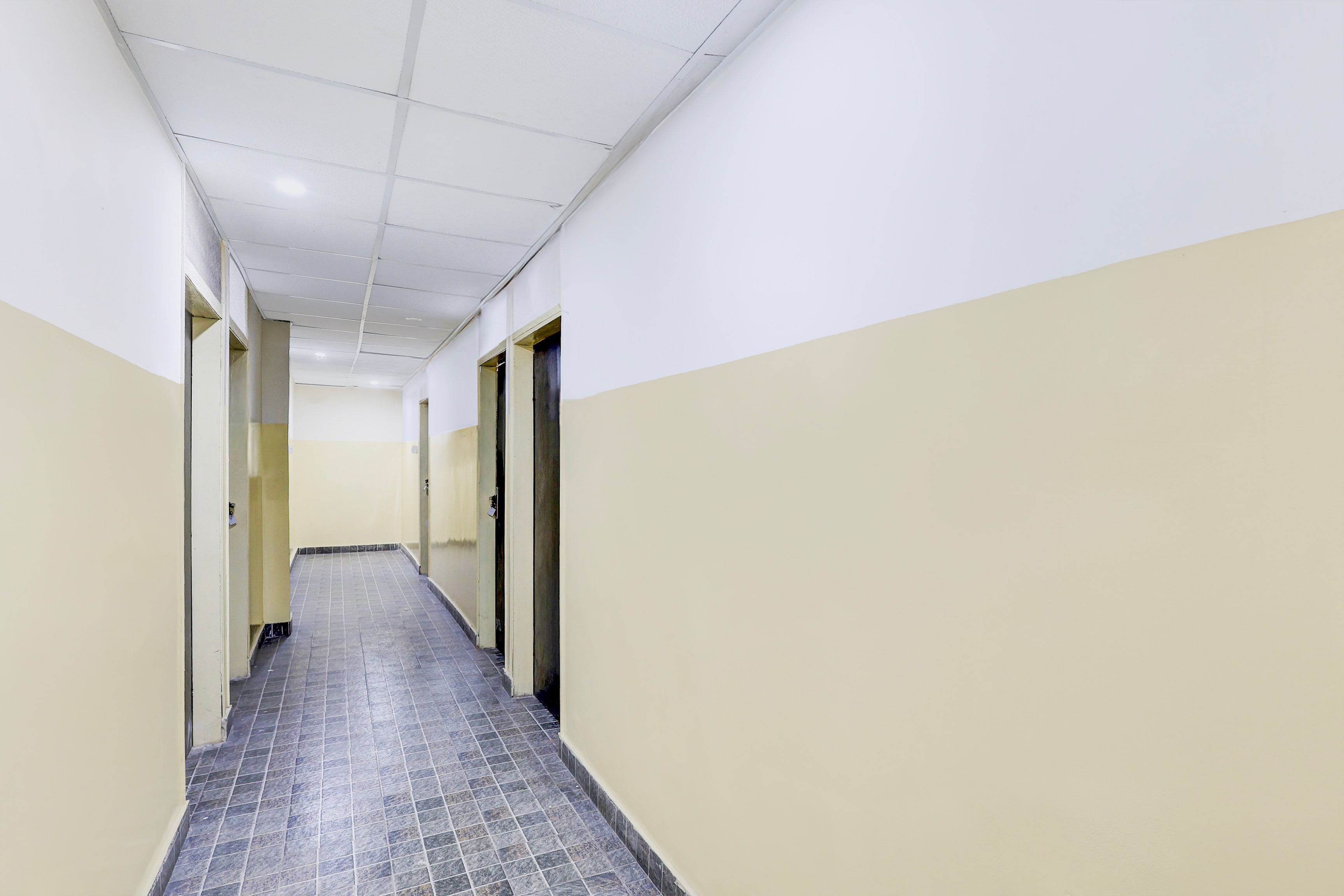 Super Hotel O Nehru Nagar Near Yashodha Hospital in Ghaziabad