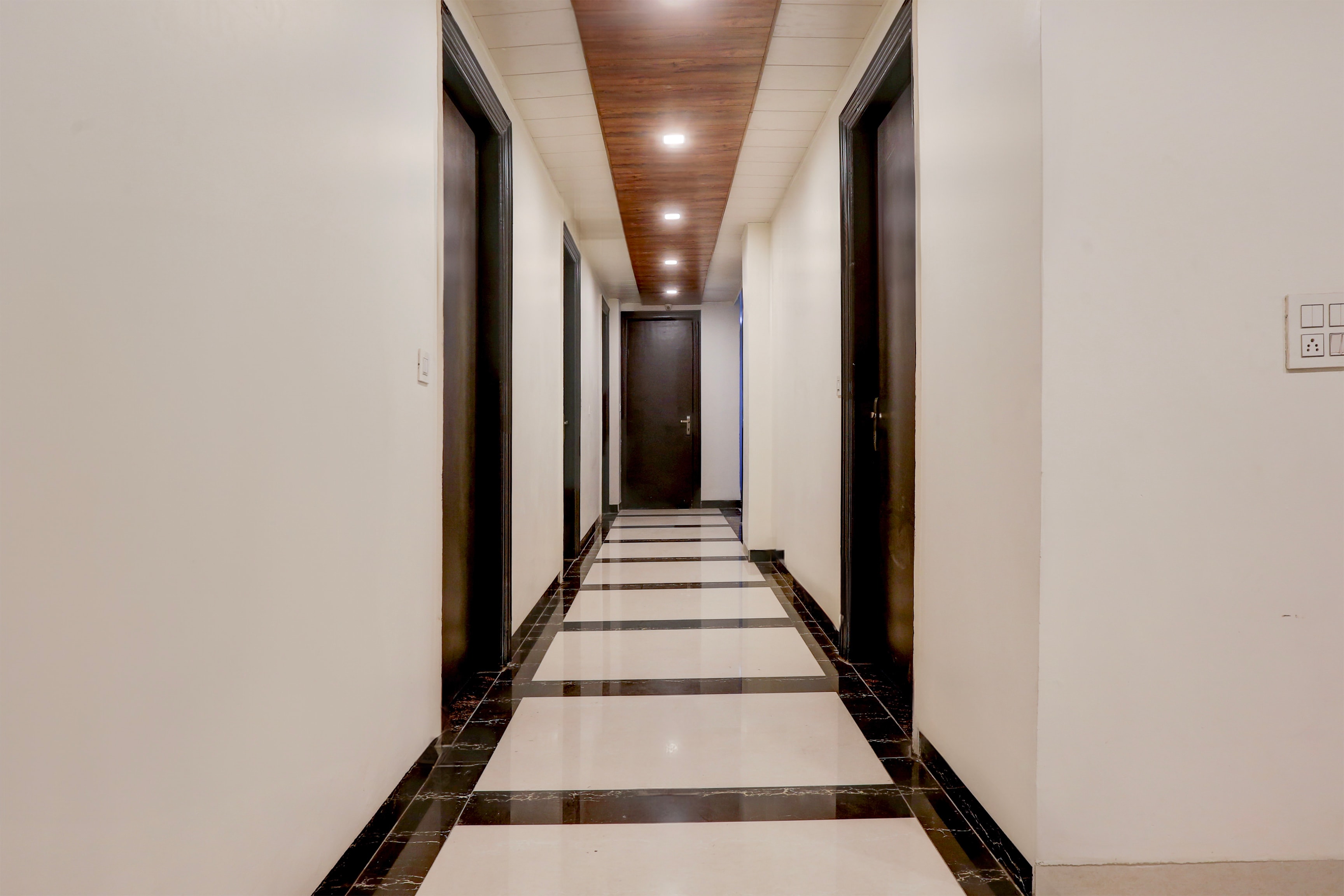 Super Townhouse Rohini Sector 18 Formerly Relic Stay in Delhi